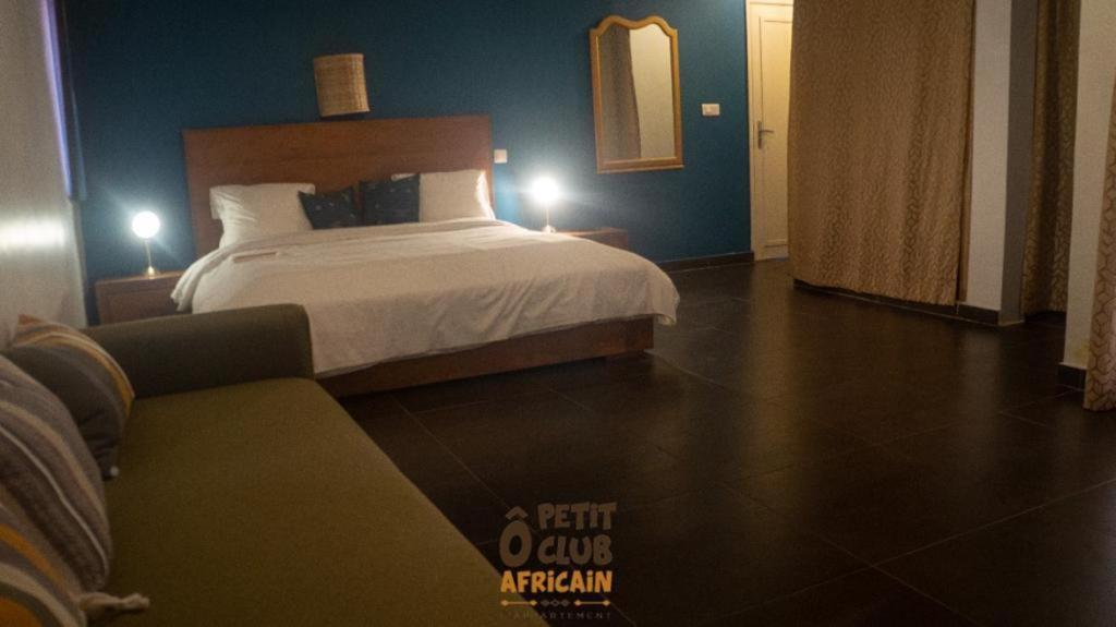 Bed and Breakfast O Petit Club Africain Dakar Exterior foto
